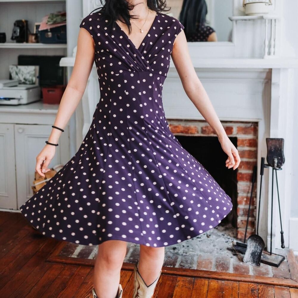 Lauren Ralph Lauren V Neck Pleated Empire Jersey Purple Dot Dress Size 16